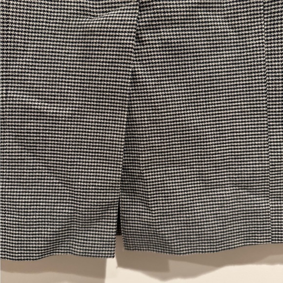 Theory Black and White Houndstooth Knee-Length Pencil Skirt for Work Size 6 - Picture 6 of 6